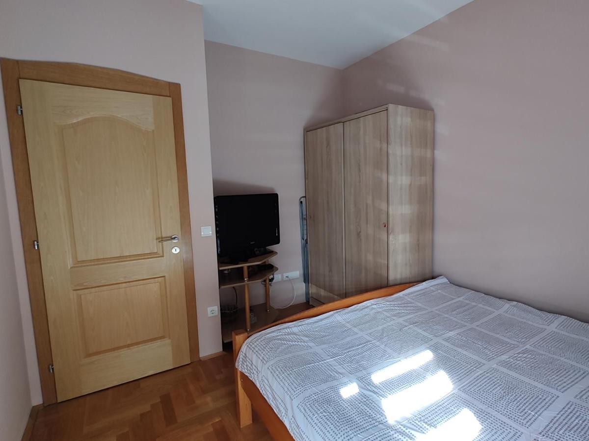 Apartment Stefana Belgrado Exterior foto